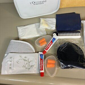 L'Occitane Travel Toiletry Kit Zip Pouch Airlines Amenity x2